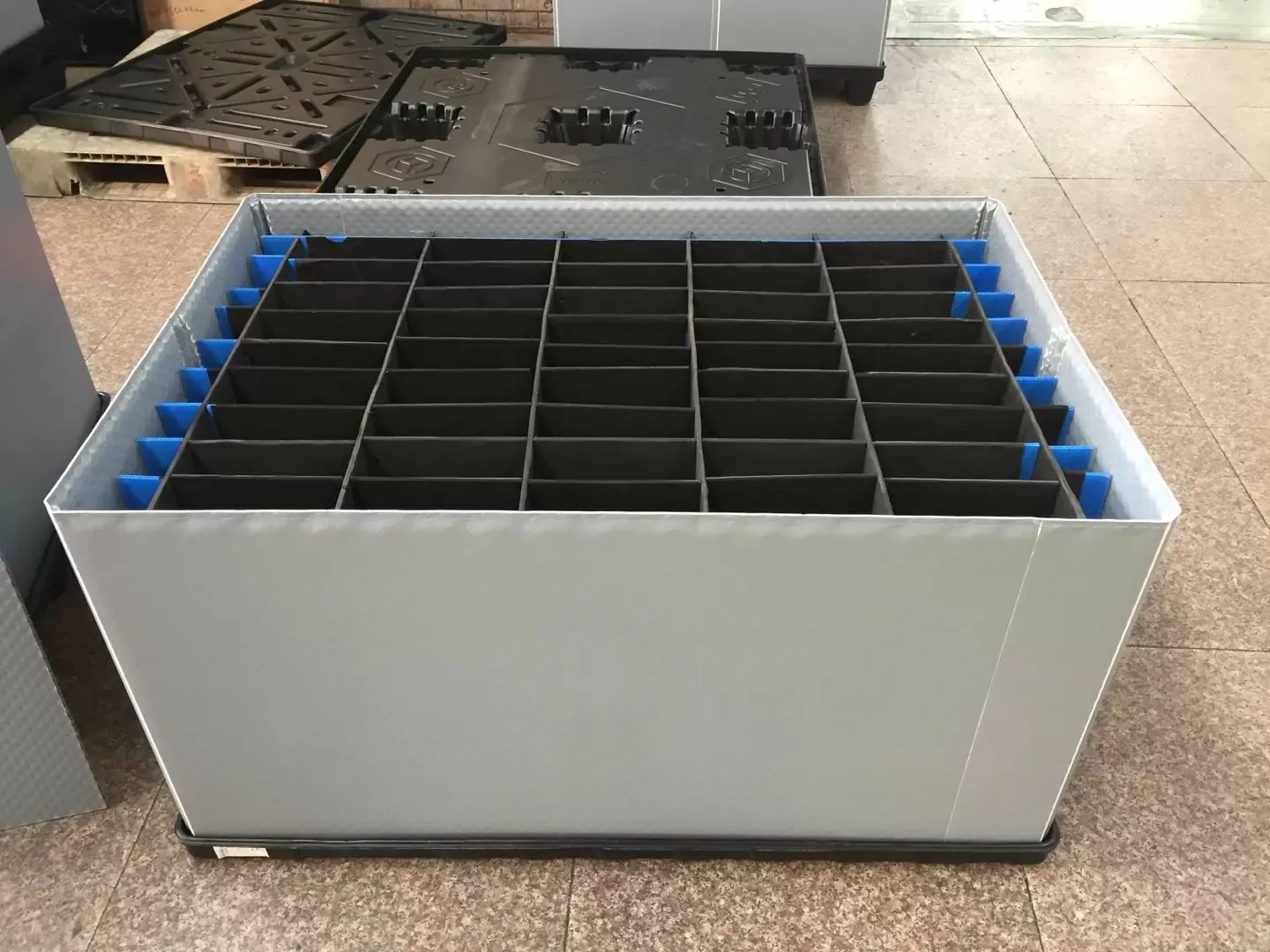 plastic transparent box